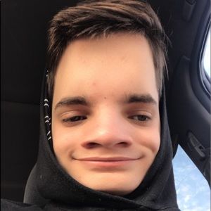 Meet your Posher, Evan